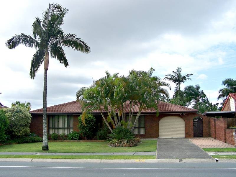 30 Avocado Street, Elanora QLD 4221