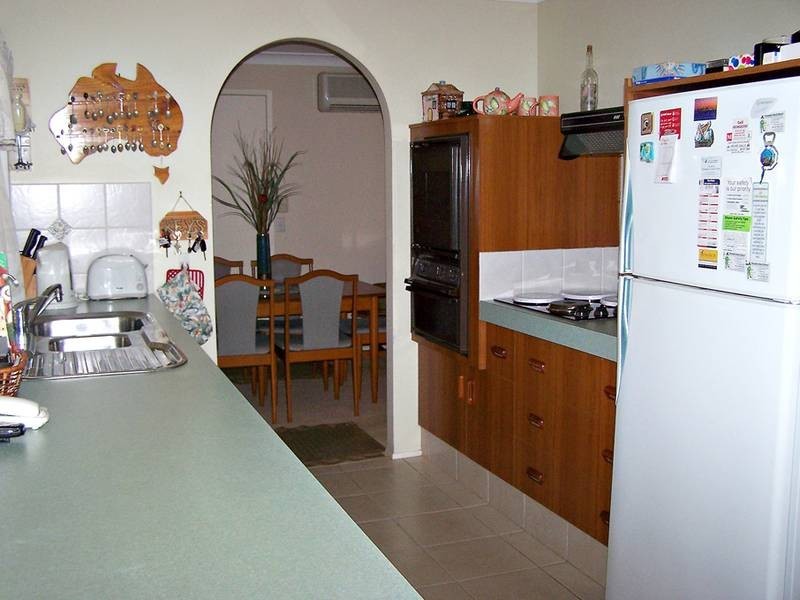 30 Avocado Street, Elanora QLD 4221