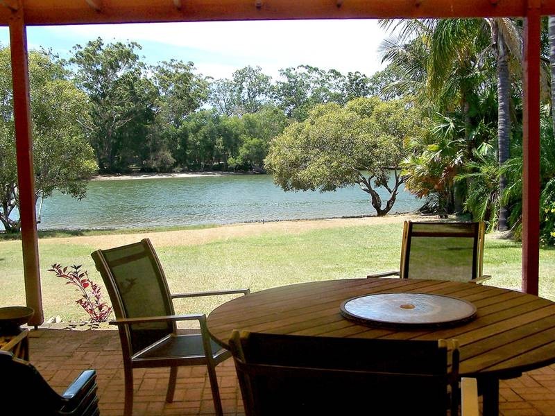 2/38 Riverside Drive, Currumbin Waters QLD 4223