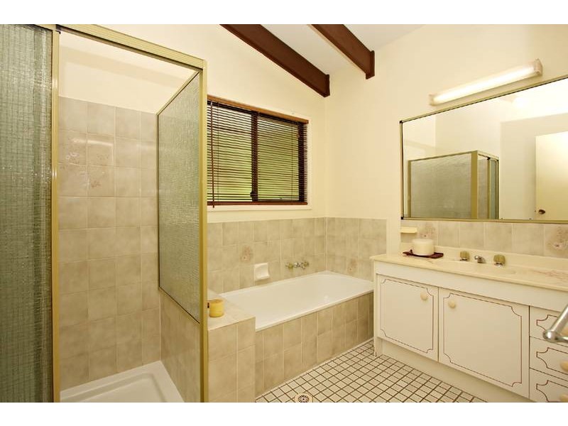 367 Tallebudgera Connection Road, Tallebudgera QLD 4228
