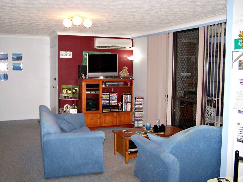 18/6 Brooke Ave, Palm Beach QLD 4221