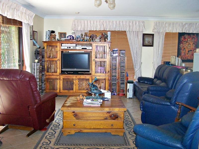 20 Heartwood Ave, Elanora QLD 4221