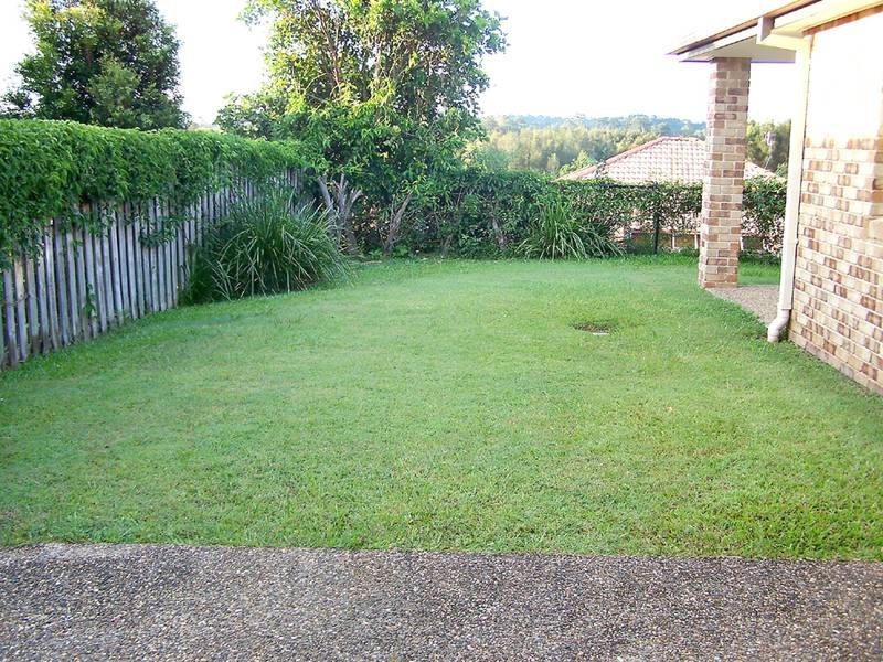 24 Tipuana Drive, Elanora QLD 4221