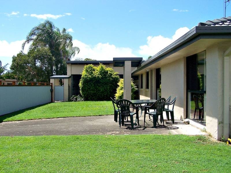 42 Dogwood Drive, Palm Beach QLD 4221