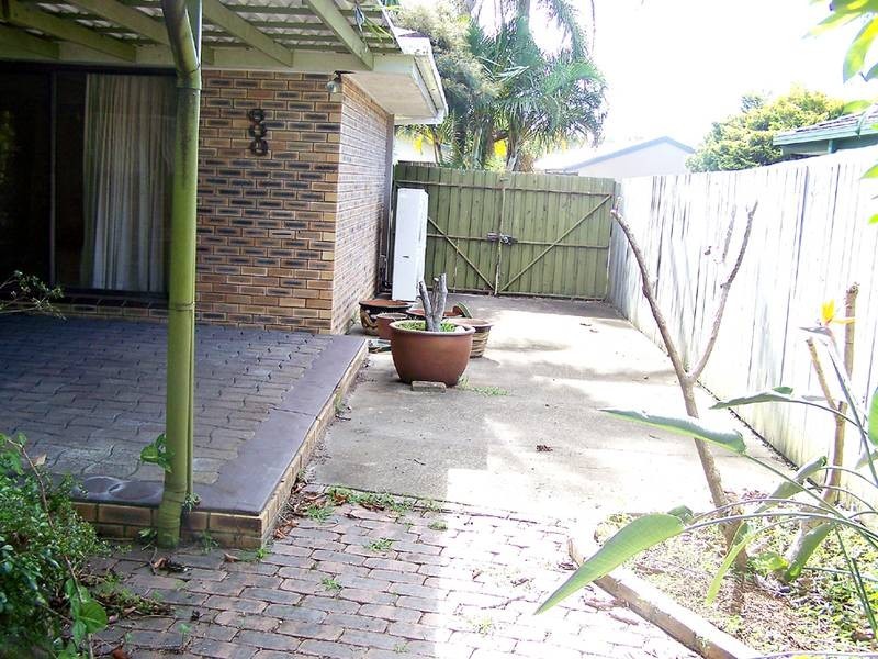 16 Pinon Close, Elanora QLD 4221