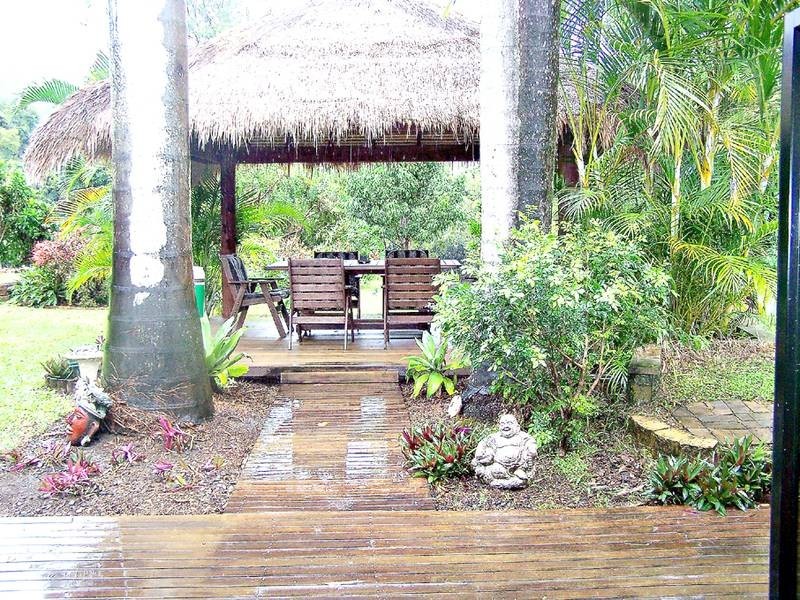 8 Tierney Drive, Currumbin Waters QLD 4223