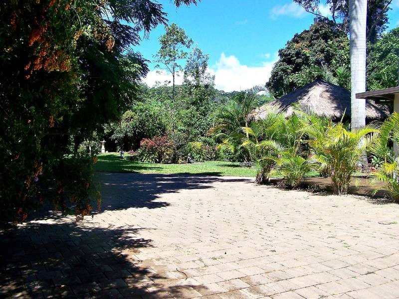 8 Tierney Drive, Currumbin Waters QLD 4223