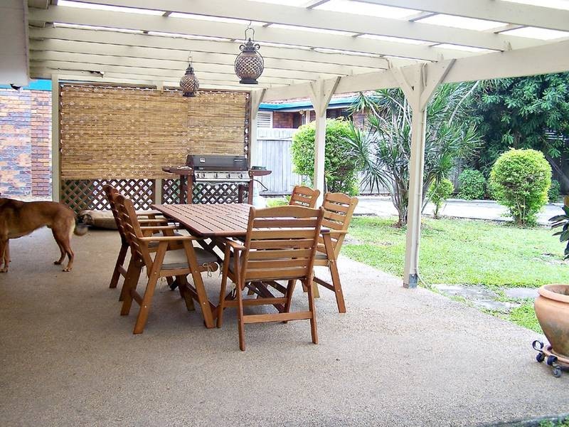 3 Mainsail Street, Currumbin Waters QLD 4223