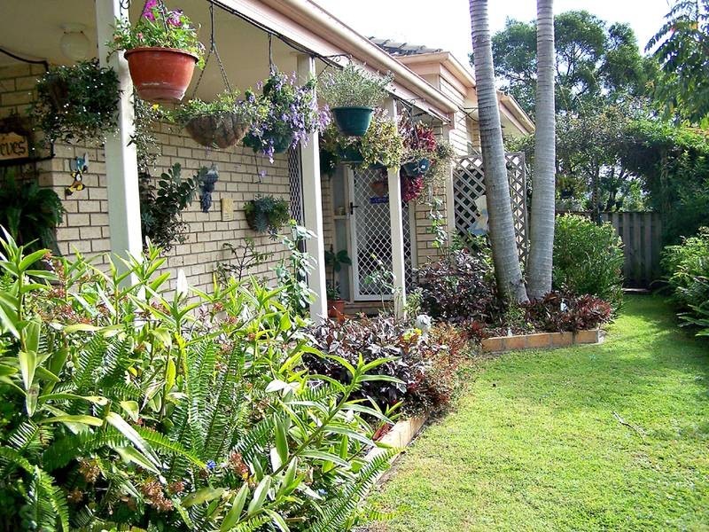 11 Banksiadale Close, Elanora QLD 4221