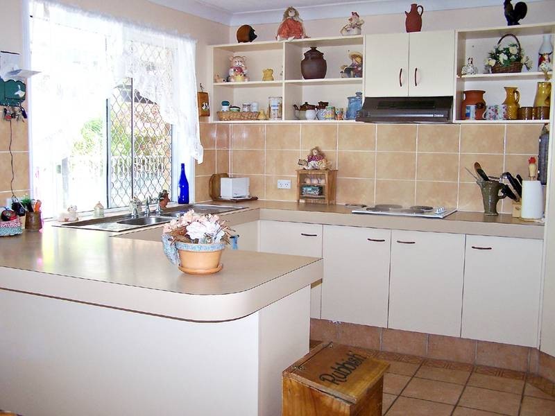 9 Capano Court, Elanora QLD 4221