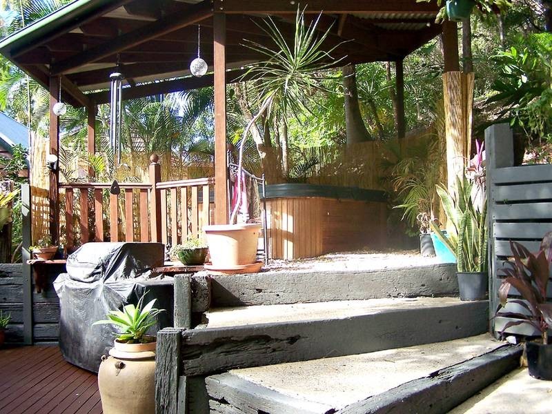 32 Heartwood Avenue, Elanora QLD 4221