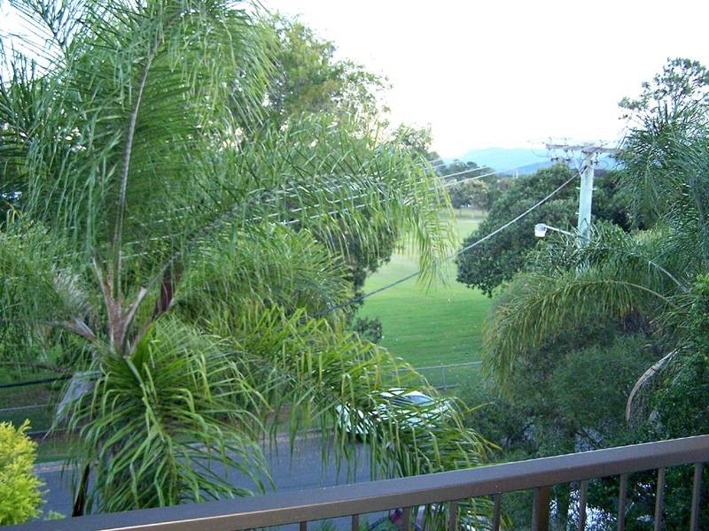 6/6 Brooke Avenue, Palm Beach QLD 4221