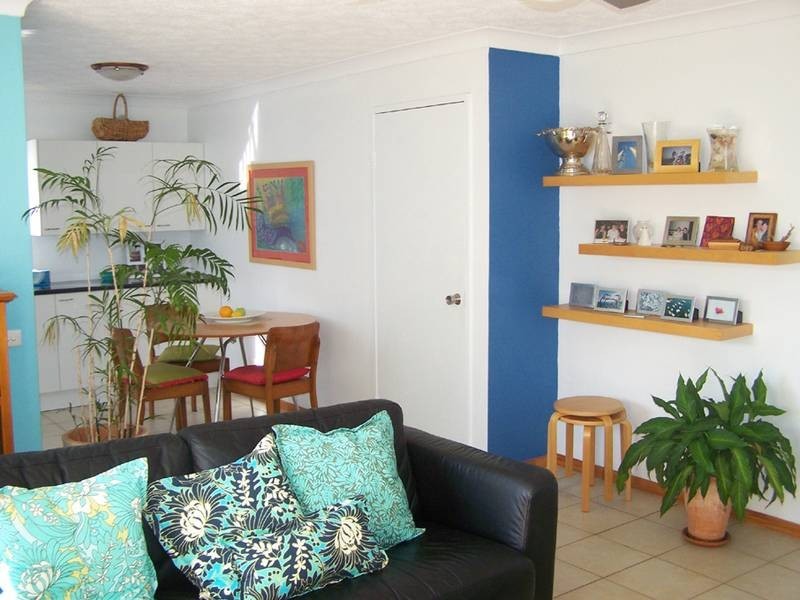 10/6 Brooke Ave, Palm Beach QLD 4221