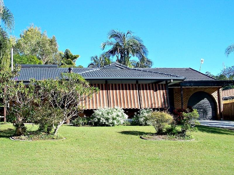3 Sapwood Court, Elanora QLD 4221