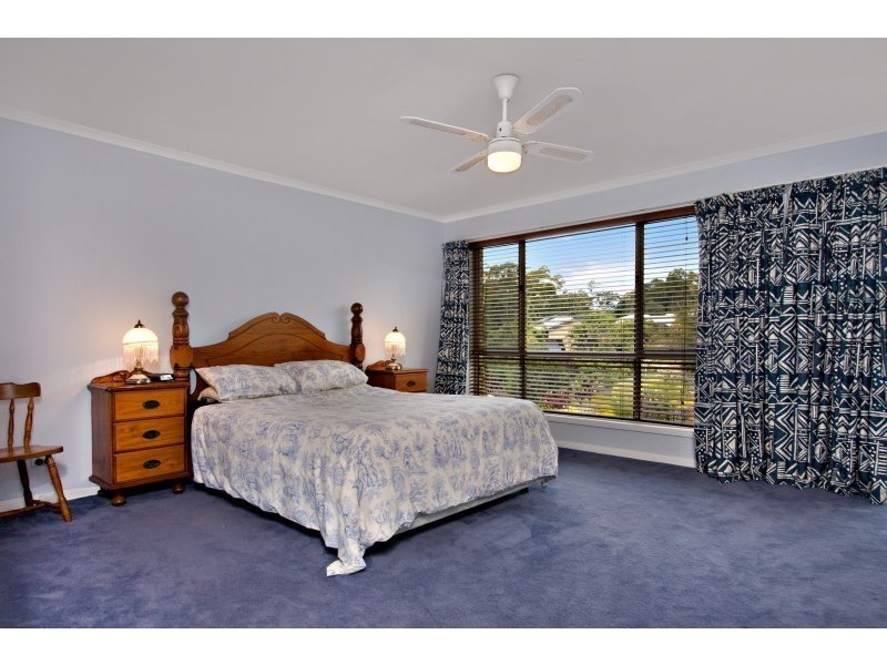 11 Forest Court, Elanora QLD 4221