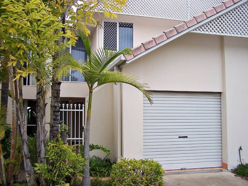 114/2 Coolgardie Street, Elanora QLD 4221