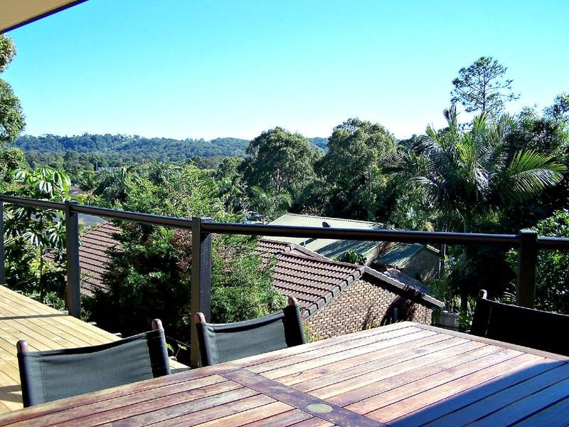 18 Rees Court, Elanora QLD 4221