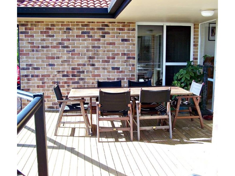 18 Rees Court, Elanora QLD 4221