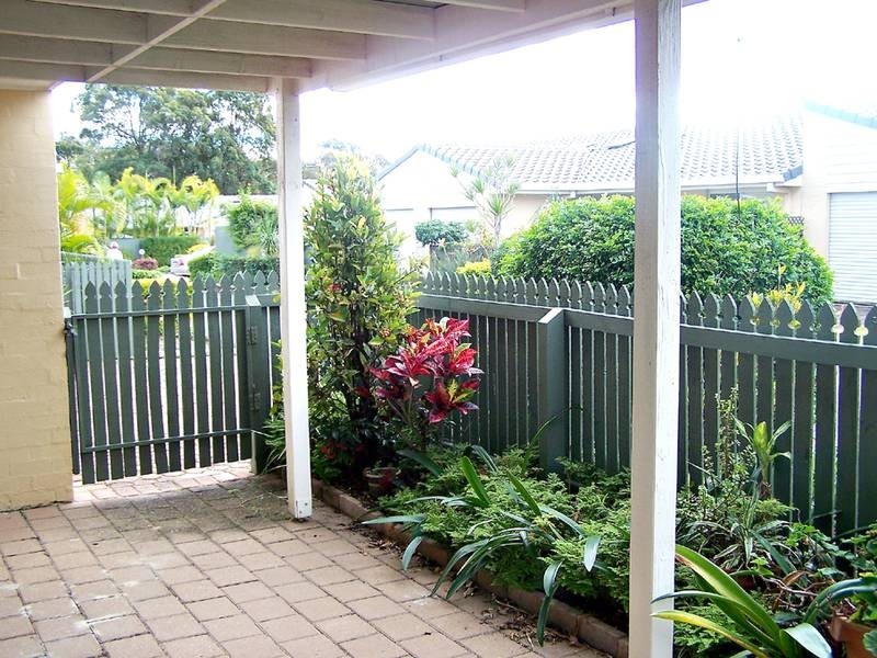 32/4 Itong Place, Currumbin Waters QLD 4223