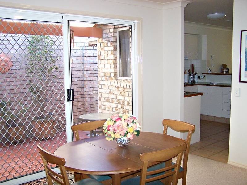 17 Typha Place, Elanora QLD 4221