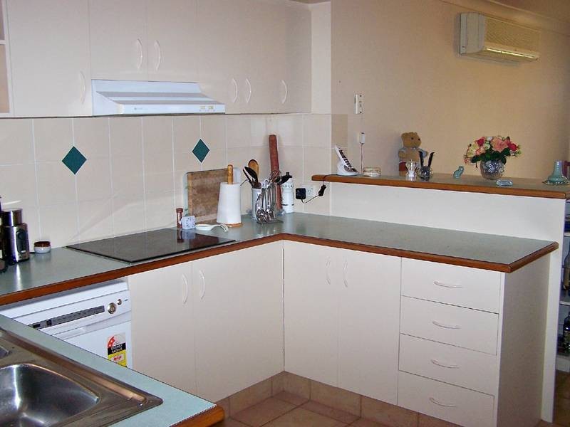 17 Typha Place, Elanora QLD 4221