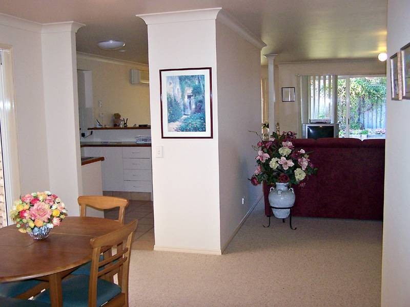 17 Typha Place, Elanora QLD 4221