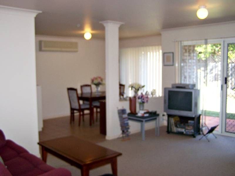 17 Typha Place, Elanora QLD 4221