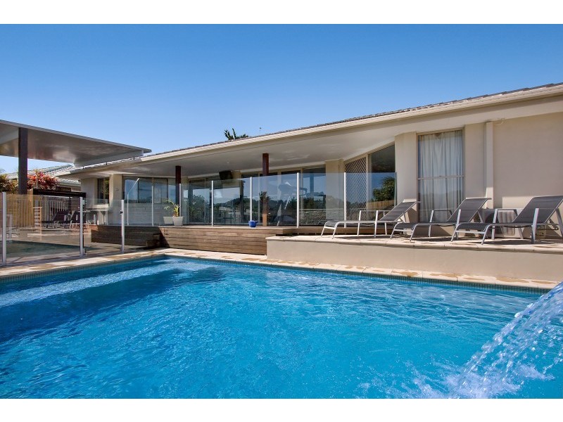 38 Bradshaw Drive, Currumbin Waters QLD 4223
