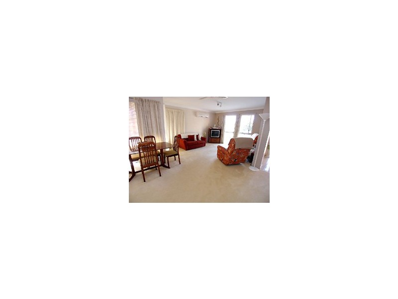 11 Carilla Place, Elanora QLD 4221