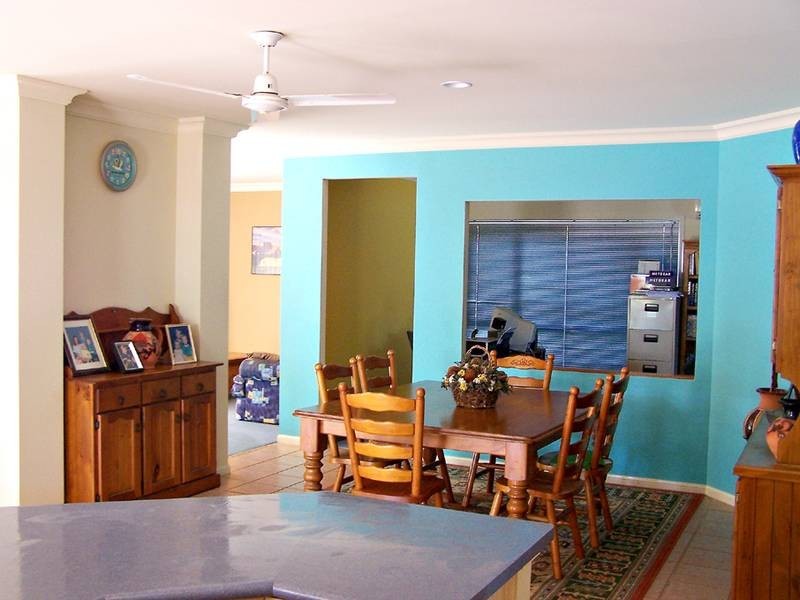33 Forest Drive, Elanora QLD 4221