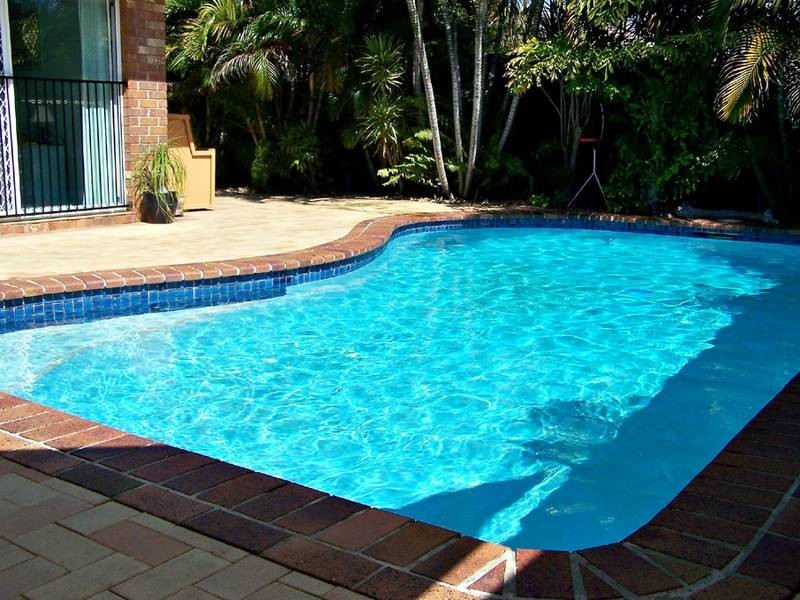 11 Damson Place, Elanora QLD 4221