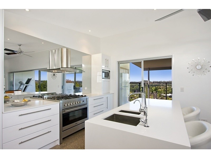 22 Doubleview Drive, Elanora QLD 4221