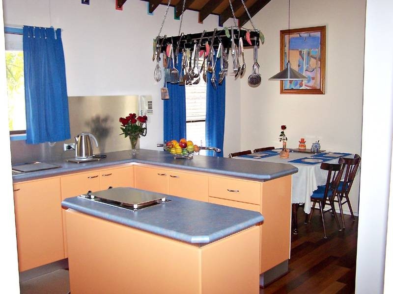 11 Kimmuli Drive, Elanora QLD 4221