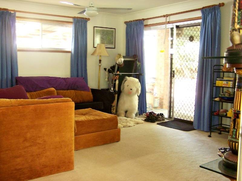 31 Darnel Street, Elanora QLD 4221