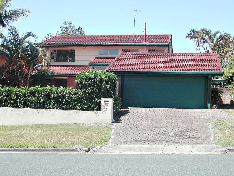 16 Vista Street, Elanora QLD 4221