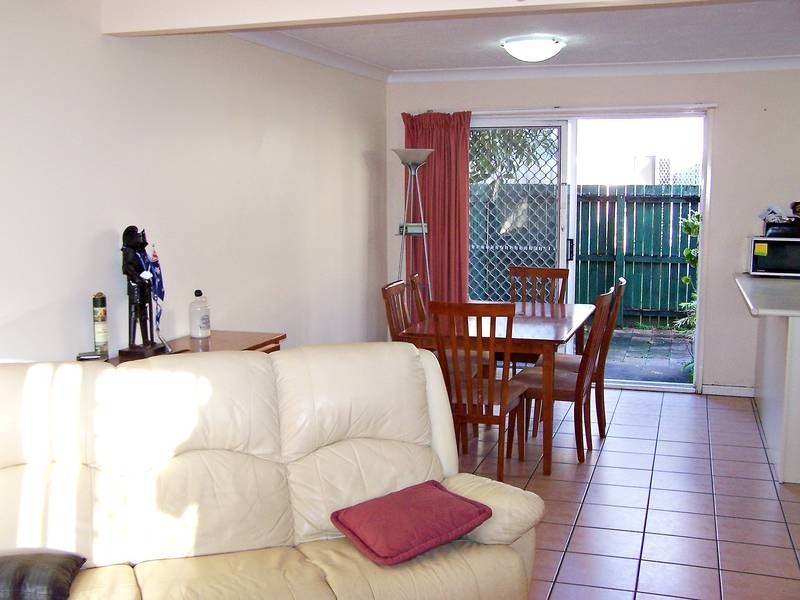 82/2 Coolgardie Street, Elanora QLD 4221