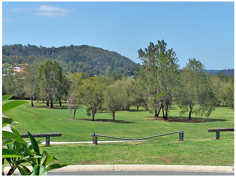 15 Baekea Drive, Elanora QLD 4221