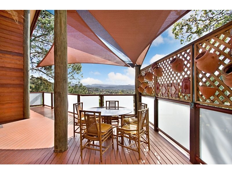 5 Doubleview Drive, Elanora QLD 4221