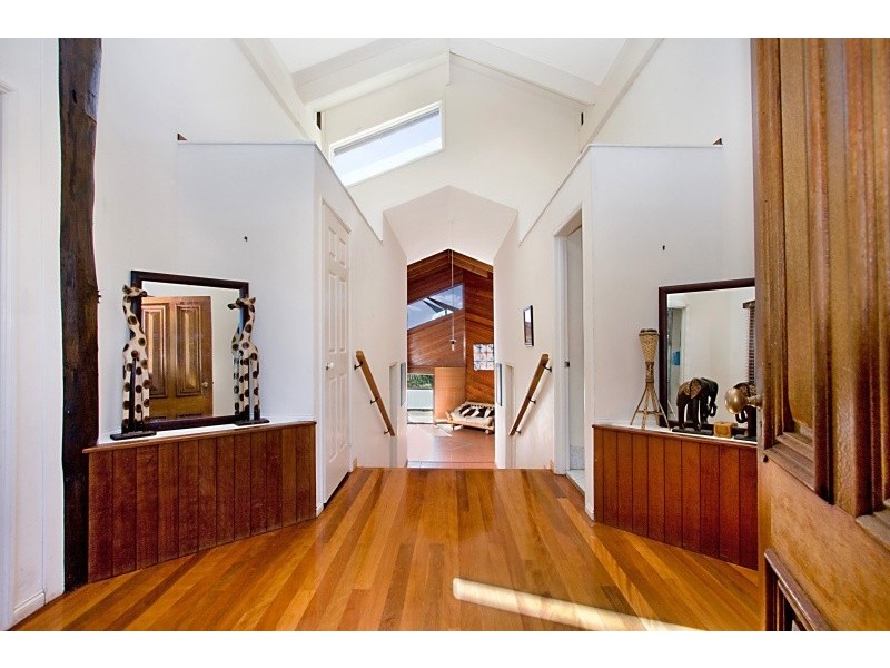 5 Doubleview Drive, Elanora QLD 4221