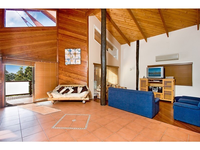 5 Doubleview Drive, Elanora QLD 4221