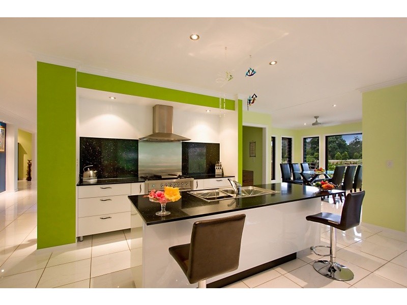 82 Aqua Promenade, Currumbin Valley QLD 4223