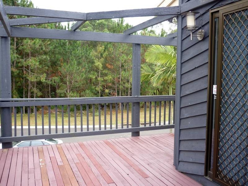 7 Nollamara Drive, Elanora QLD 4221