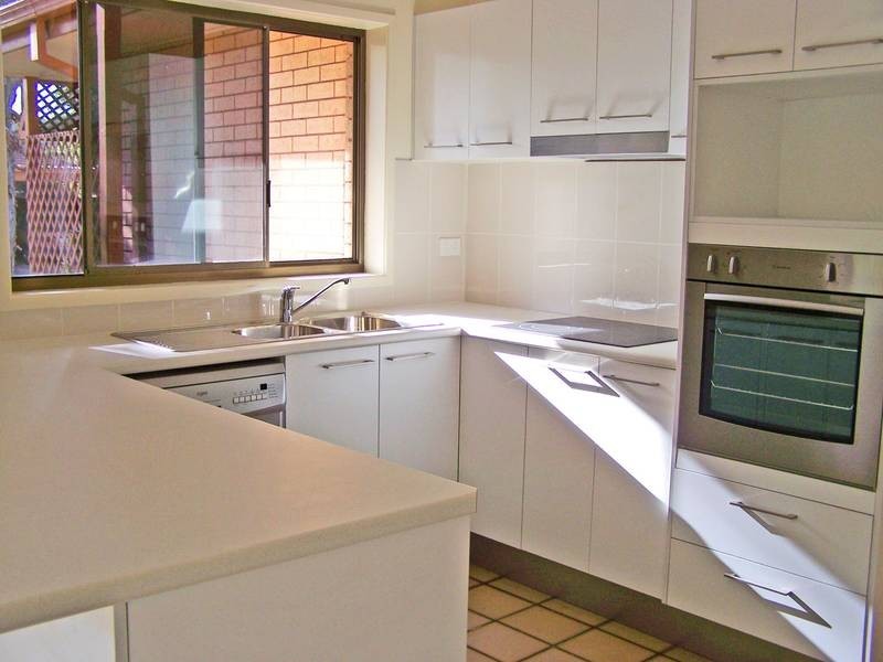 49/11 Araucaria Way, Elanora QLD 4221