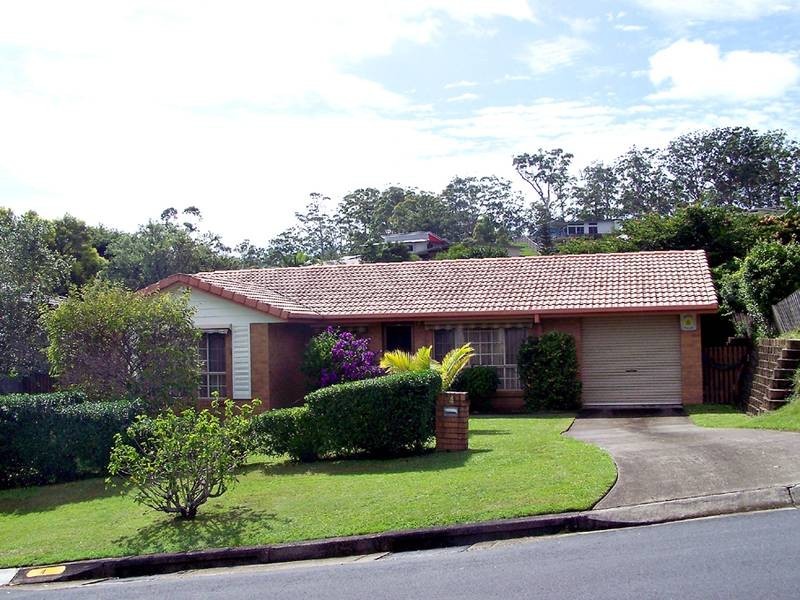 4 Sawtell Drive, Currumbin Waters QLD 4223