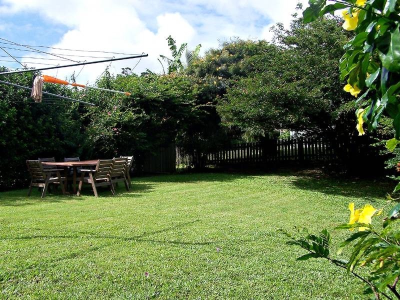 4 Sawtell Drive, Currumbin Waters QLD 4223
