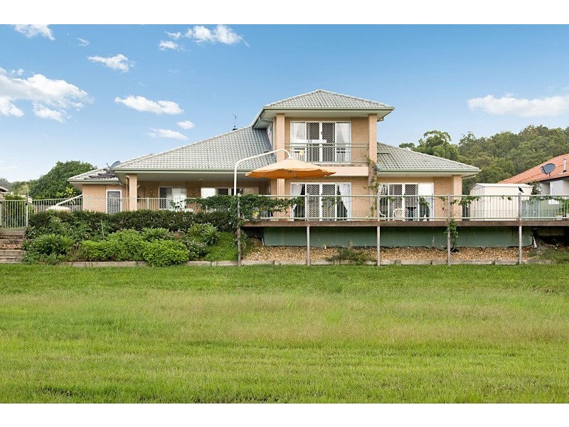 17 Tussock Crescent, Elanora QLD 4221