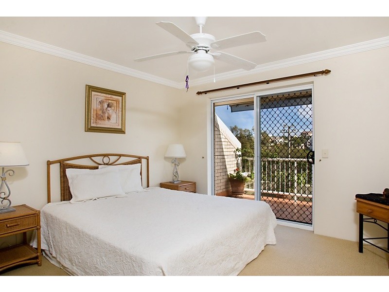 19/29 Dixon Street, Coolangatta QLD 4225