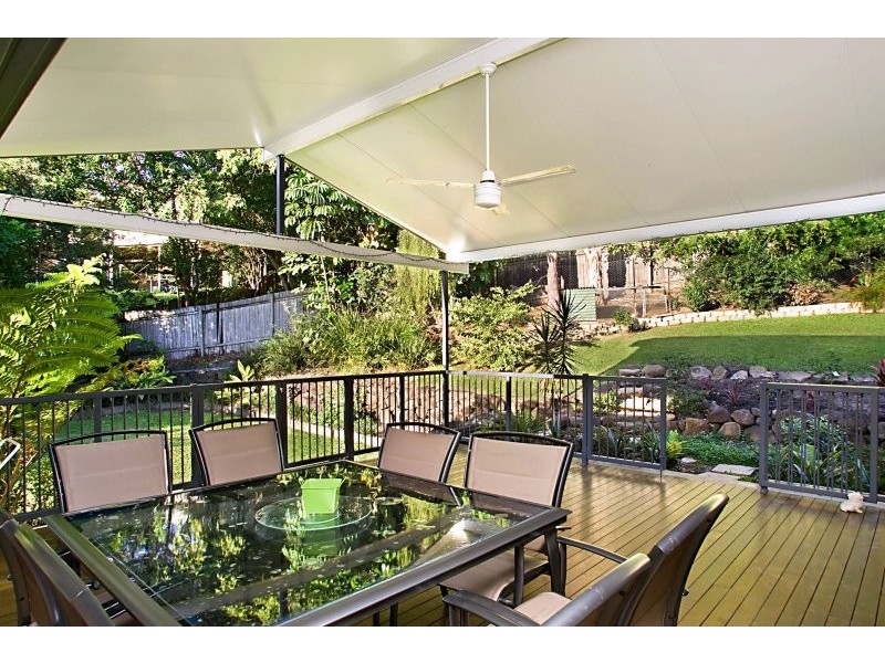 7 Dongara Close, Elanora QLD 4221