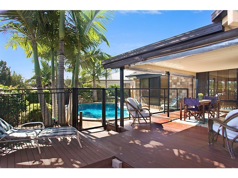 21 Tipuana Drive, Elanora QLD 4221