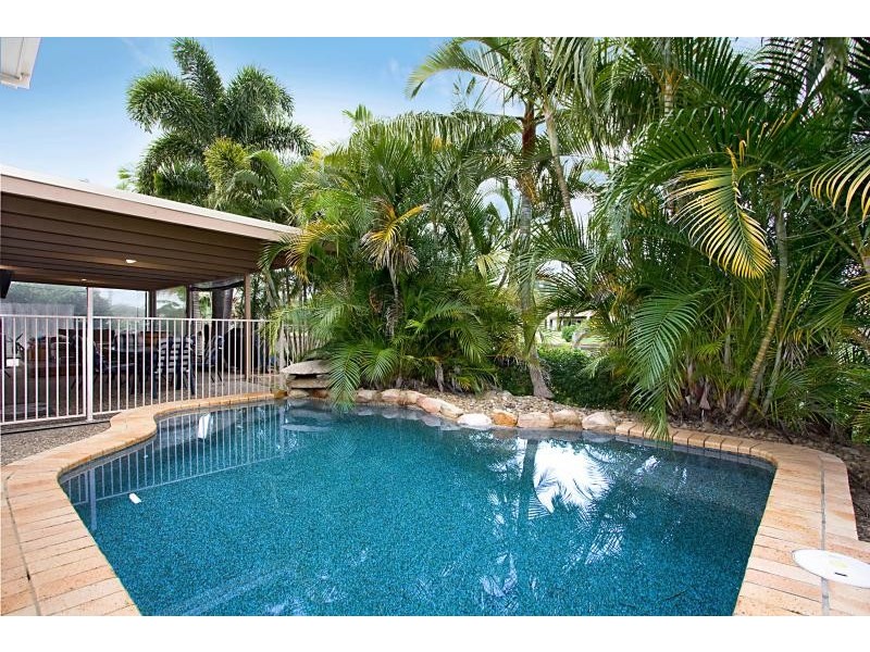 5 Spinnaker Court, Currumbin Waters QLD 4223